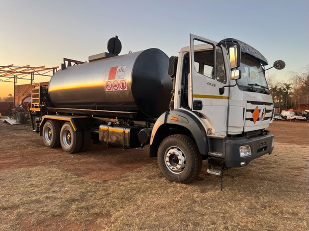 Bitumen Distributor Gallery 1